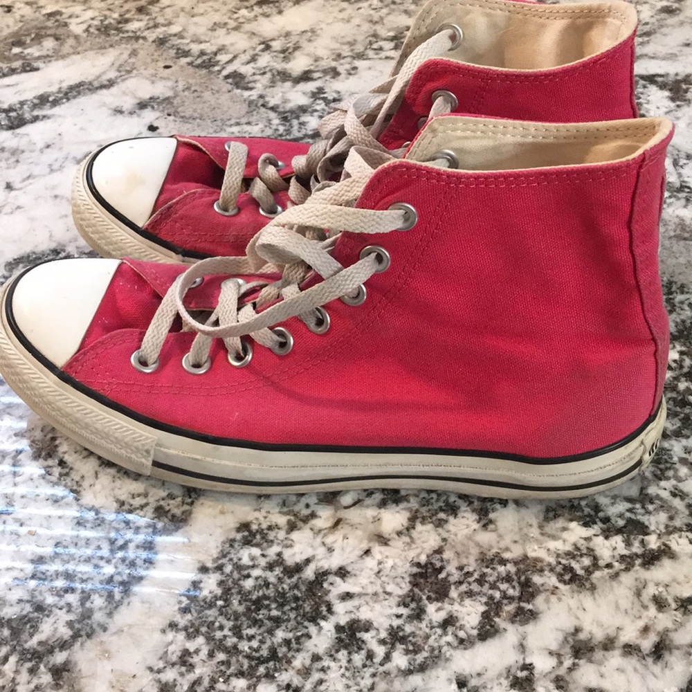 Hot pink converse